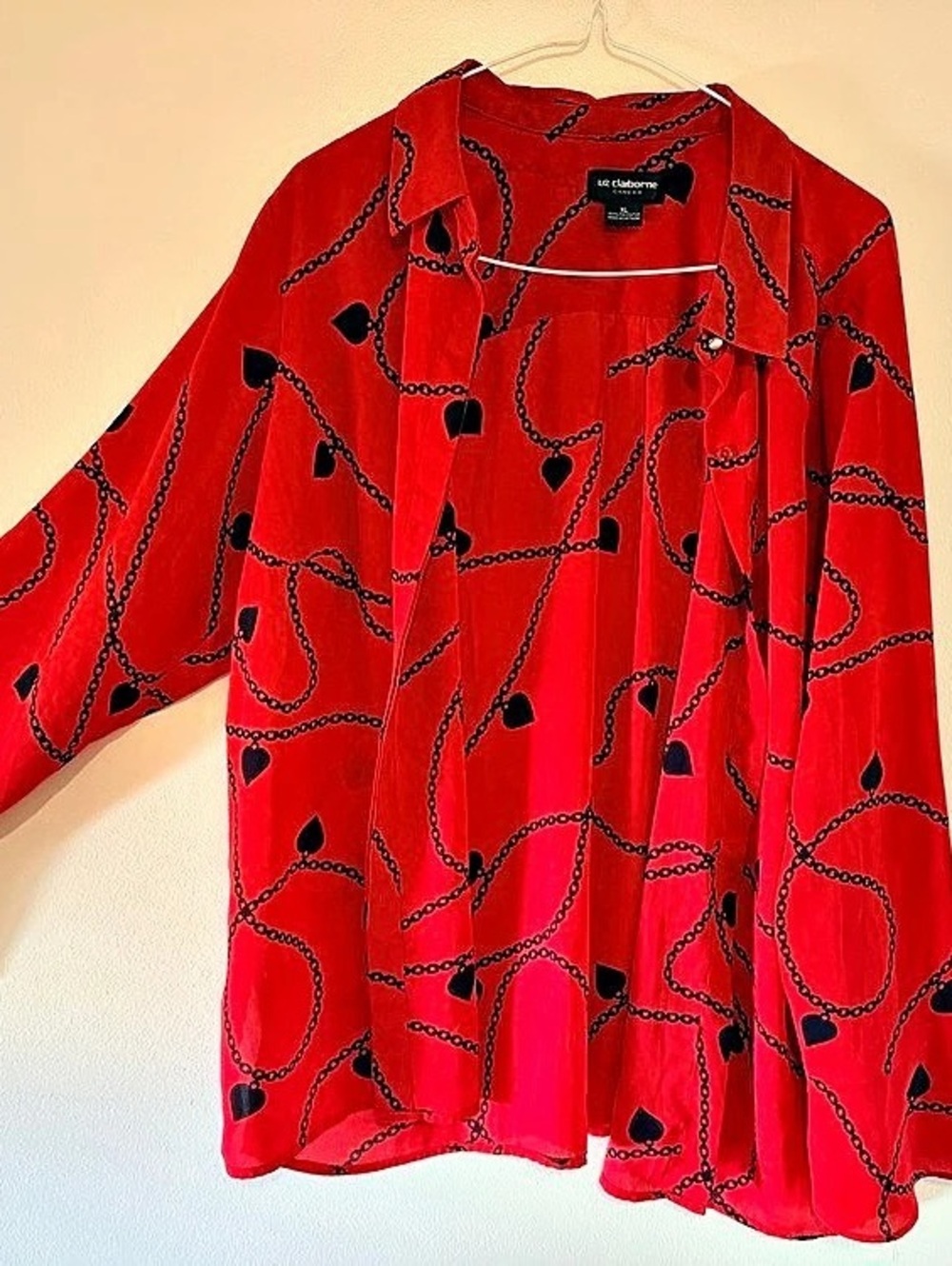Liz Claiborne Heart Chain Print Blouse in Red & Black XL — Like New